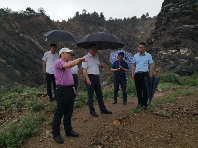 淮安自然资源和规划局局长韩文军带队赴盱眙检查地质灾害防治情况